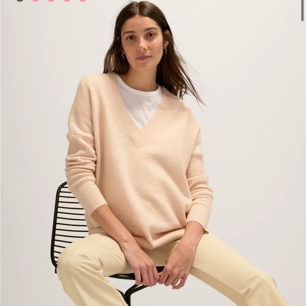 NWT Hatch Eva V-Neck Sweater